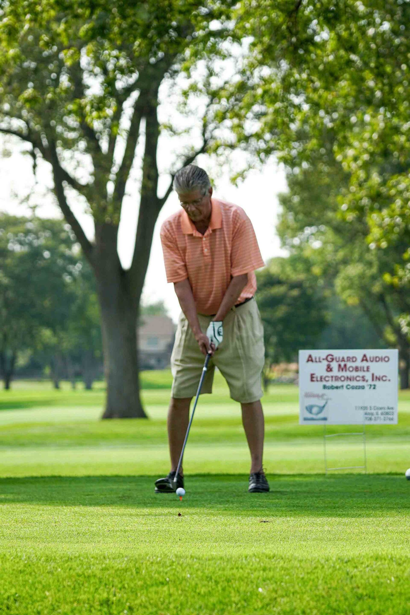 2019-endowment-classic-vertical-shot-of-man-preparing-to-golf