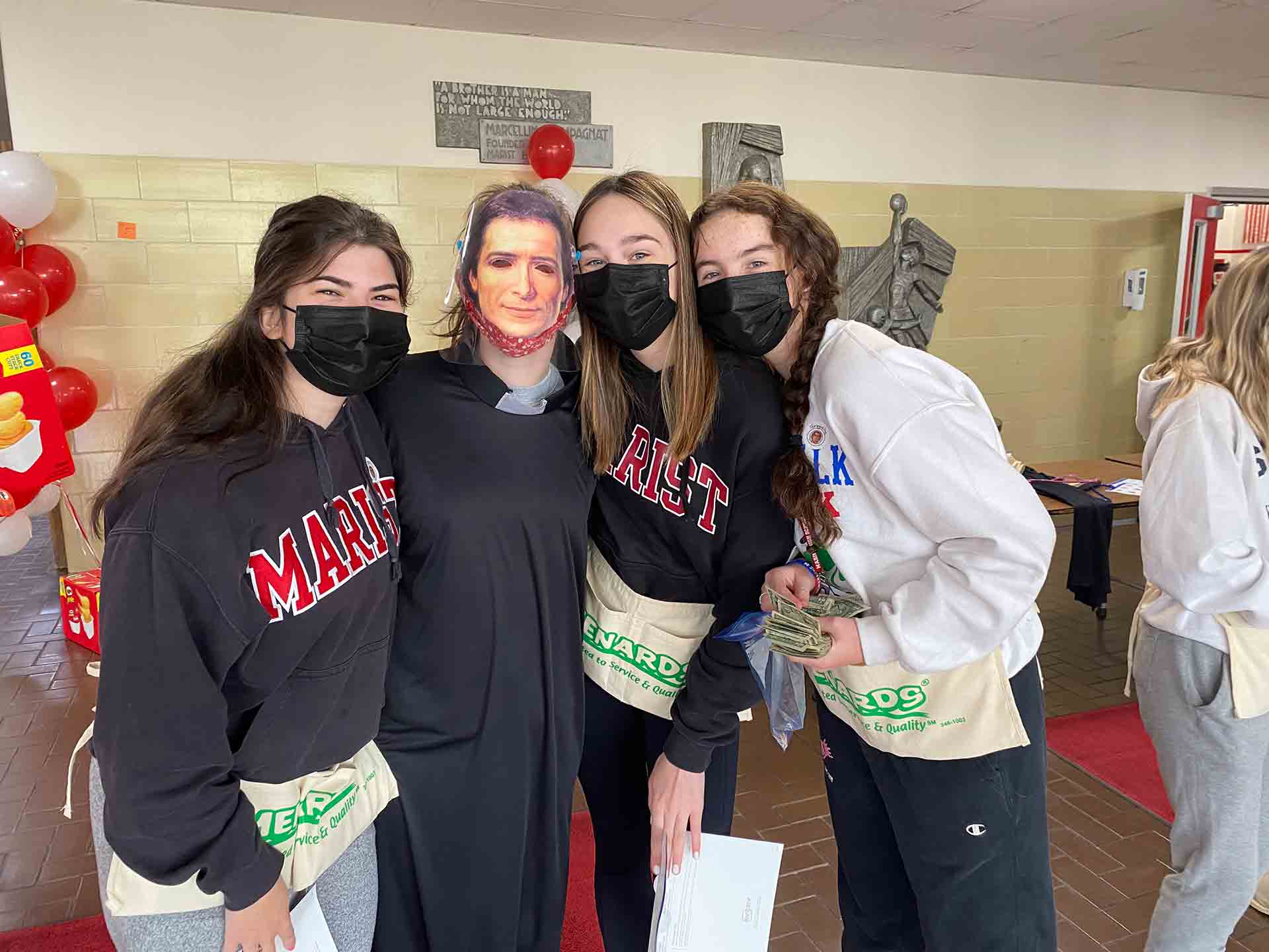 champagnat-day-2021-student-council-with-marcellin