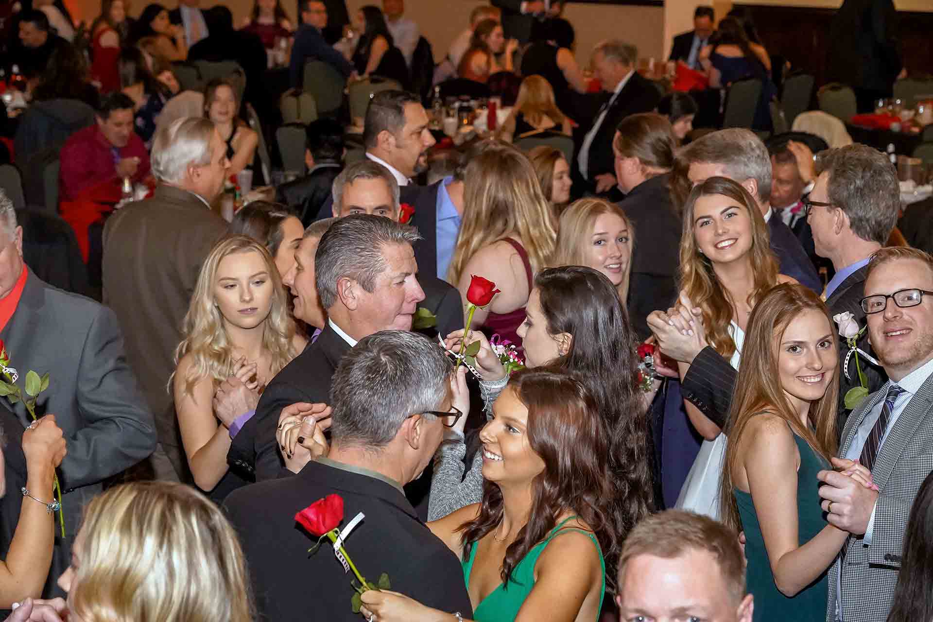 father-daughter-dance-2019-crowd-of-people-dancing