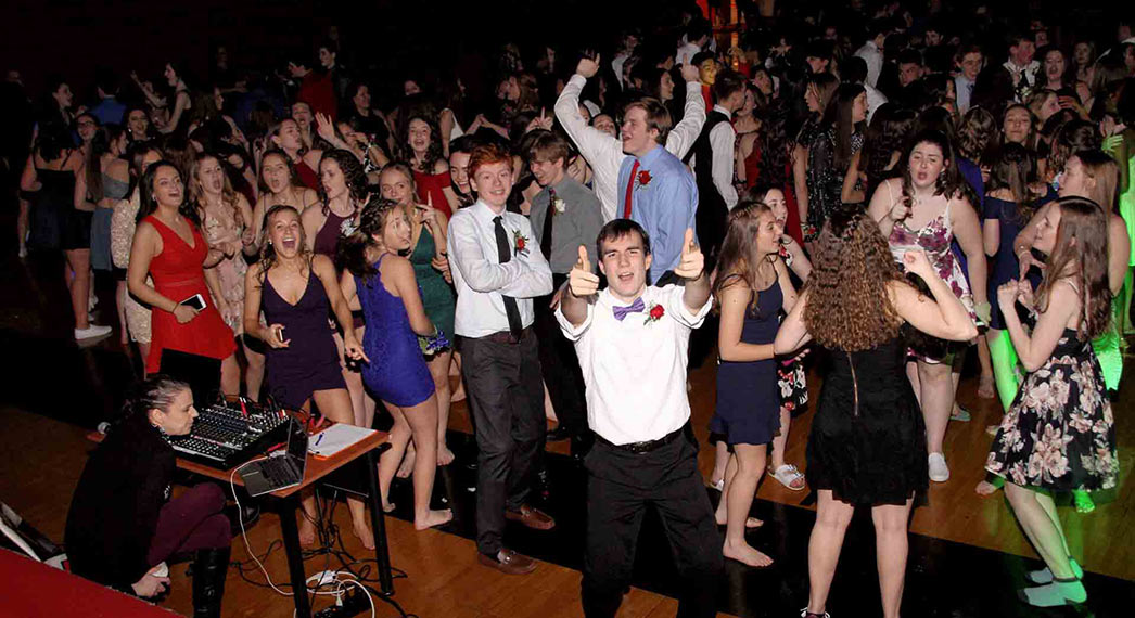 Frosh-Soph Dance Featured