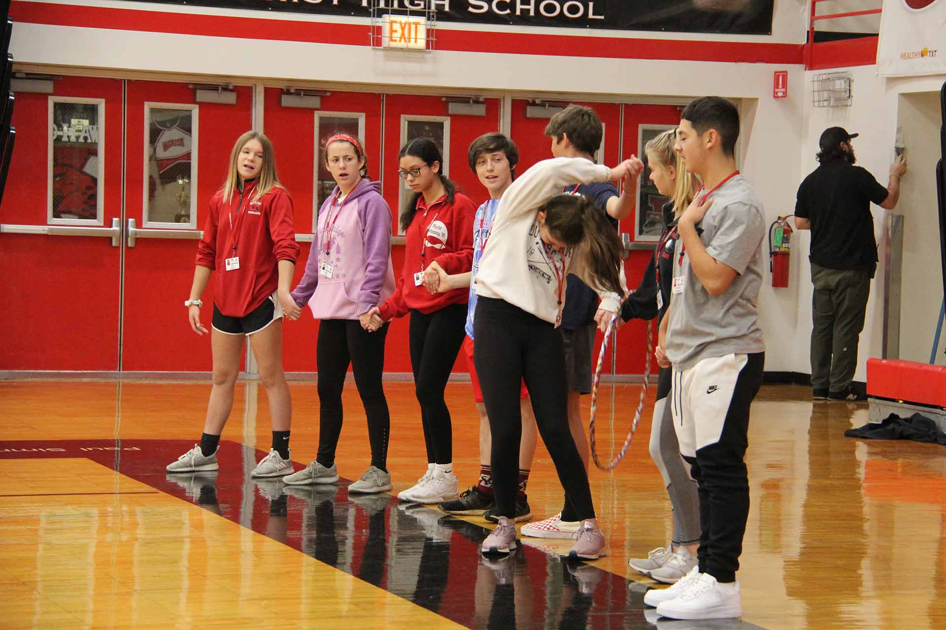 first-year-eperience-and-retreat-students-moving-hoop