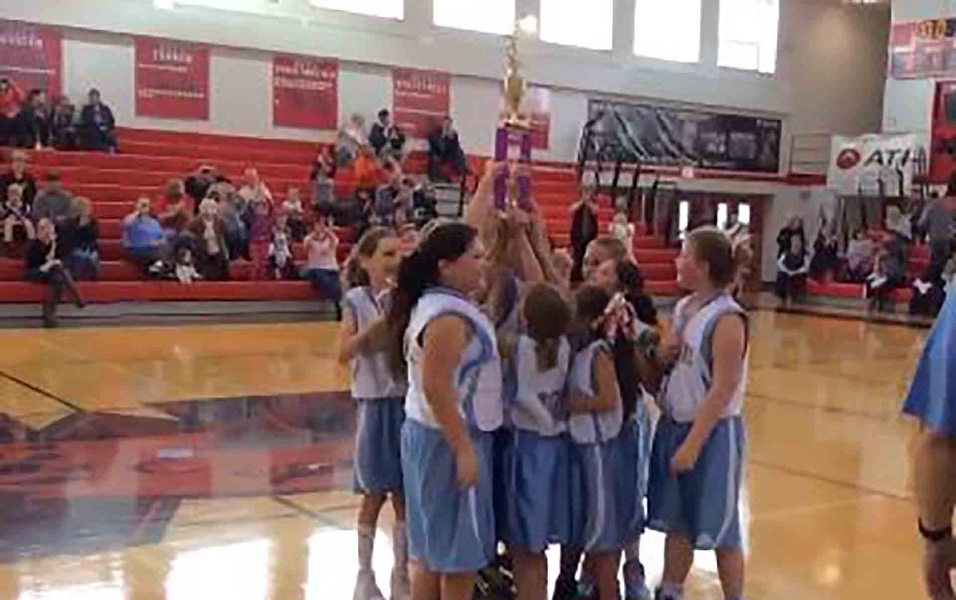 girls-grade-school-basketball-championships-8