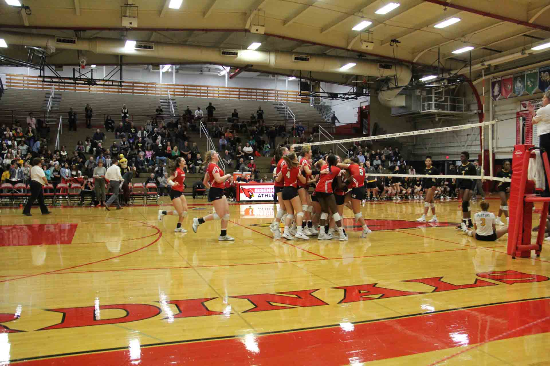 volleyball-sectional-final-vs-marian-catholic-06