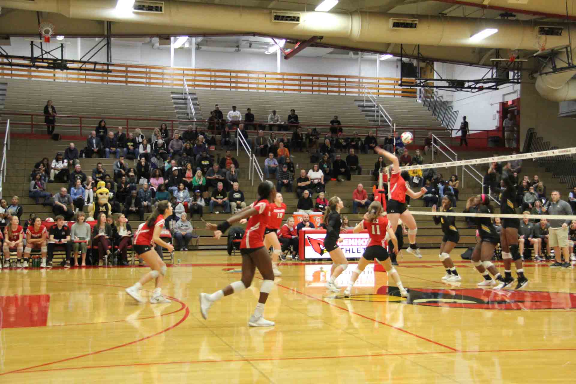 volleyball-sectional-final-vs-marian-catholic-22